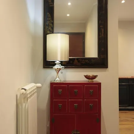 Apartment In Punta Di Piedi Rome