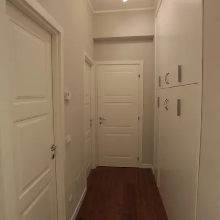 In Punta Di Piedi Rome