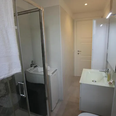 In Punta Di Piedi Apartment Rome