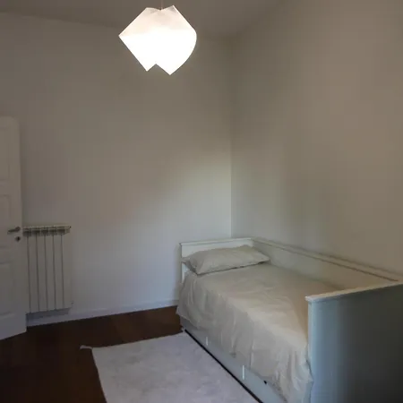 In Punta Di Piedi Apartment Rome